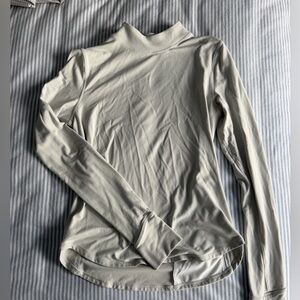 lululemon athletica Cream Long Sleeve Tee